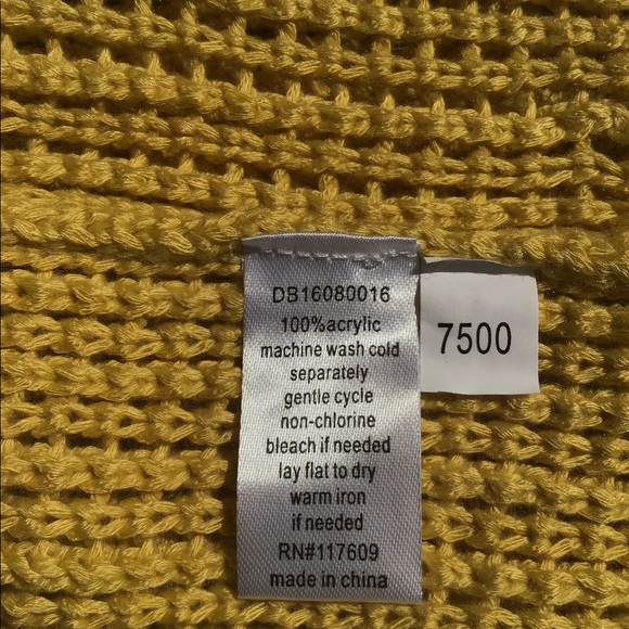 - DE Collector Why Not ? Sweater     NWT - Picture 6 of 6